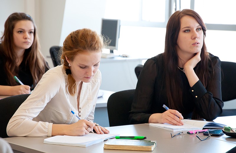 ¿Necesitas un curso rápido de ruso? ALAR tiene un curso gratuito para ti