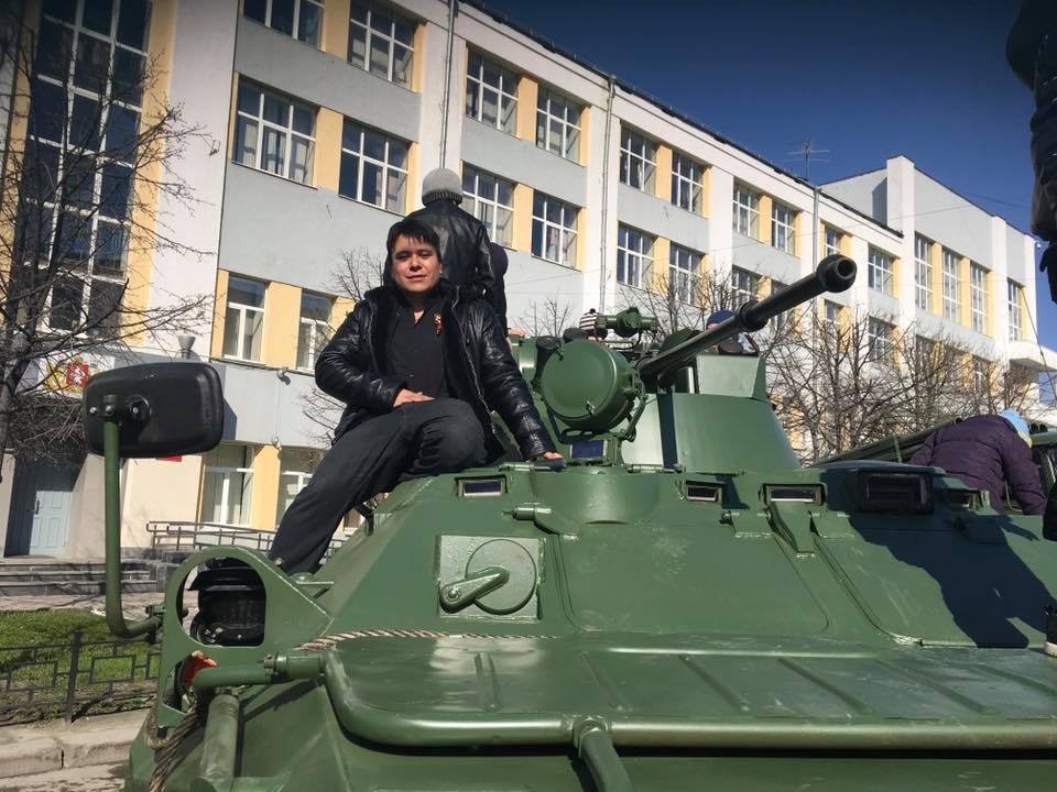 Vladimir González Meza está estudiando actualmente la Facultad de Idioma para estudiar una maestría en la Universidad Federal de los Urales