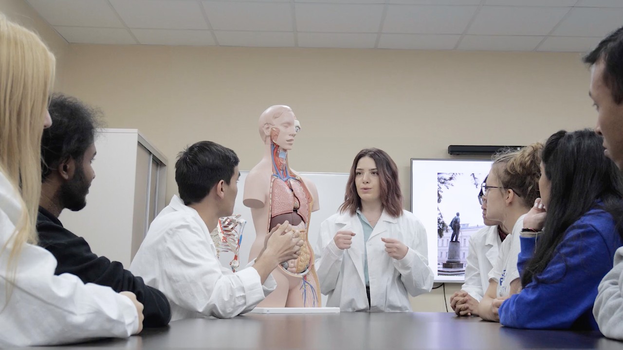 Descubre cómo es la Educación médica en Rusia