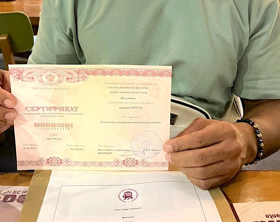 Julio César: Cómo ALAR le ayudó a cumplir su sueño de estudiar Dermatología en Rusia