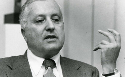 Conoce más sobre Ilya Prigogine, premio Nóbel en Química