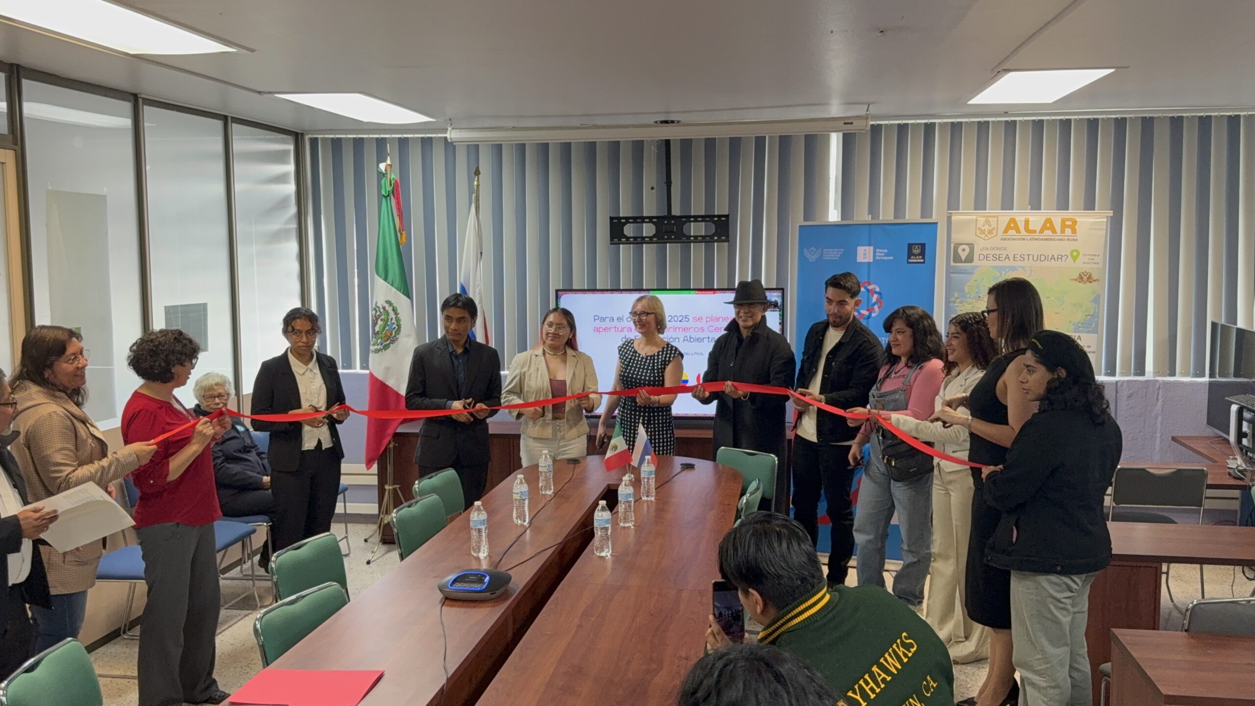 ALAR y la Universidad de Glazov inauguran el Centro de Educación Abierta de Idioma Ruso en México